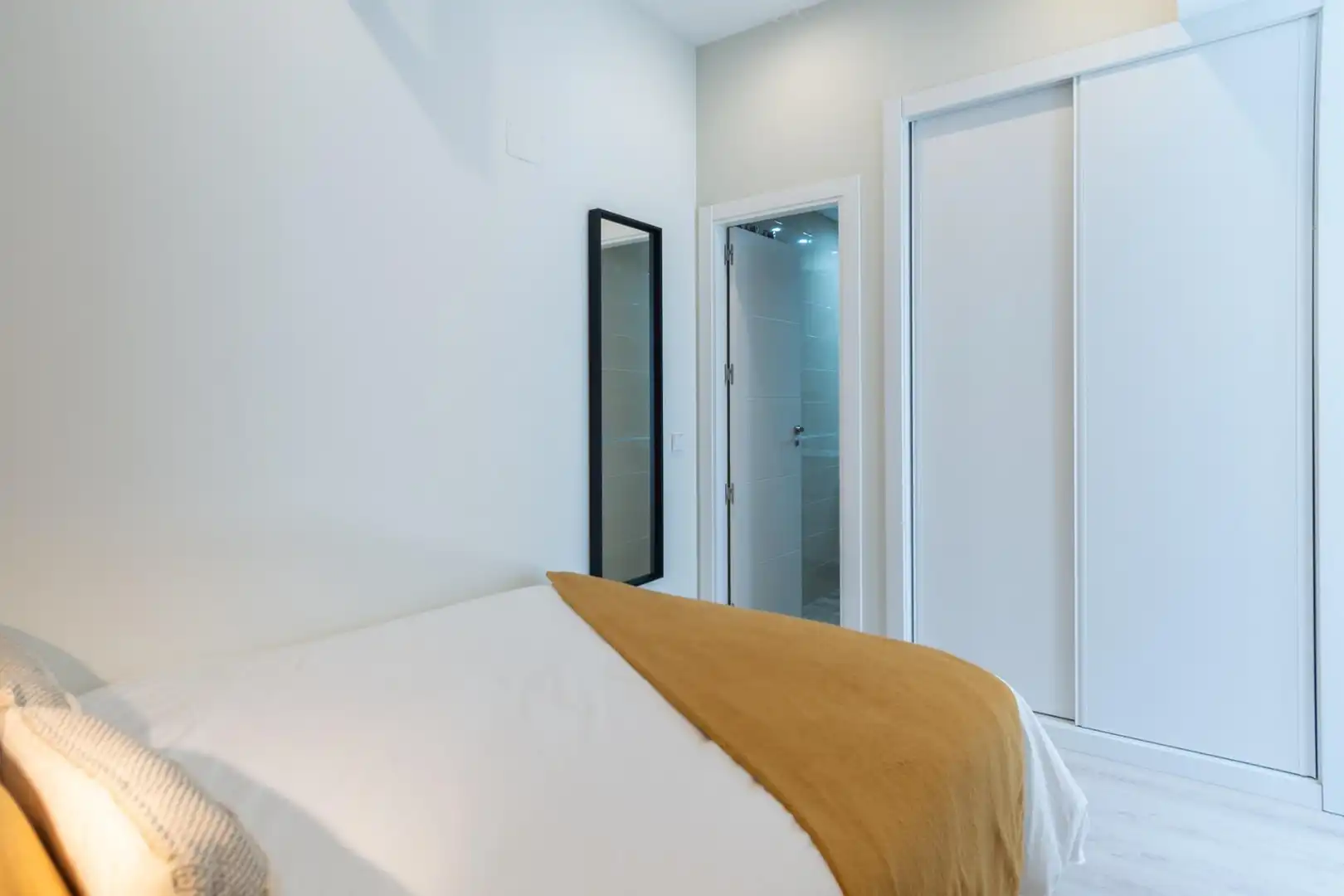 Bedroom of Study for rent in Madrid  with Air Conditioner, Heating and Furnished