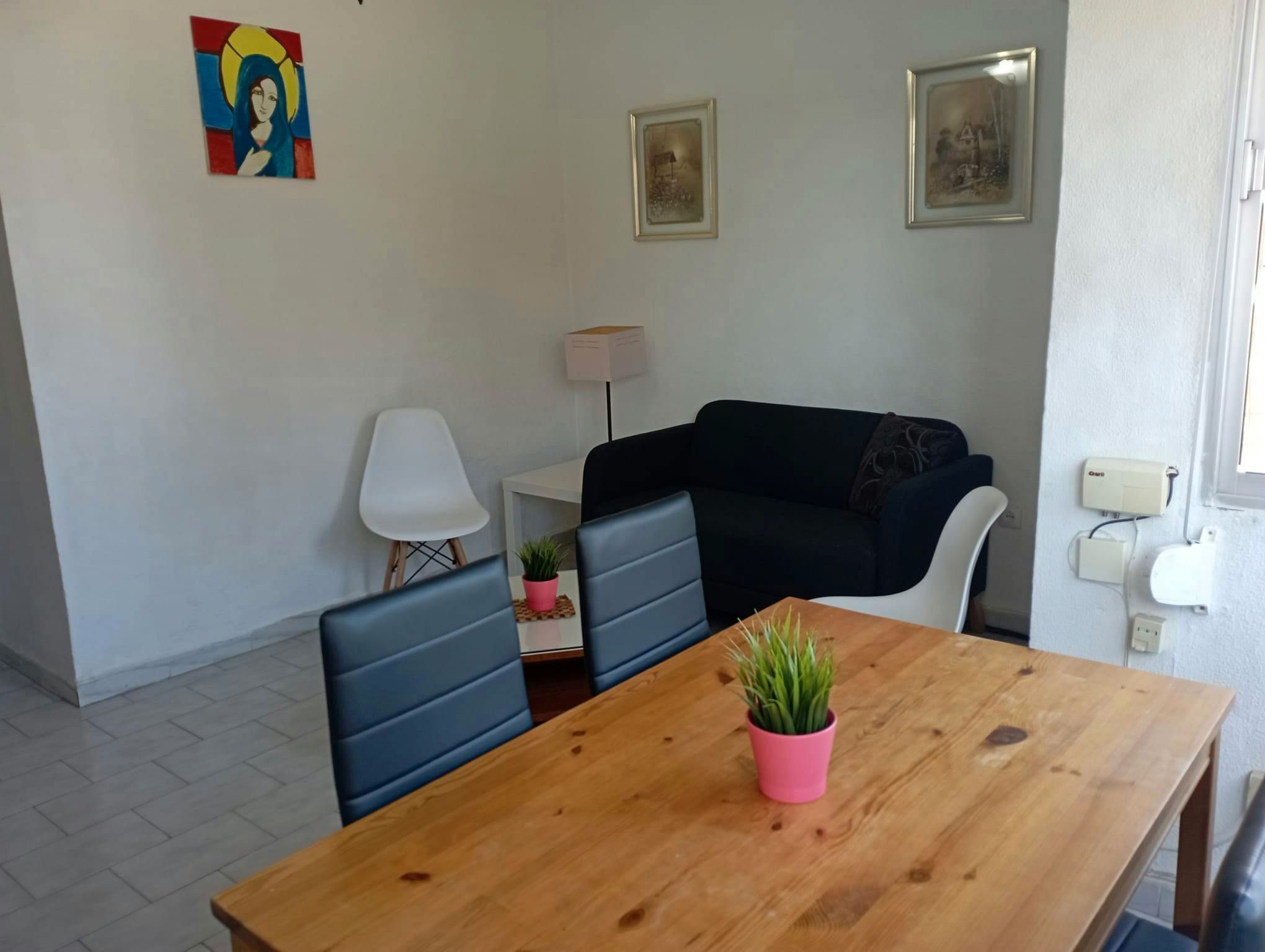 Dining room of Flat to share in  Sevilla Capital  with Air Conditioner, Furnished and Washing machine