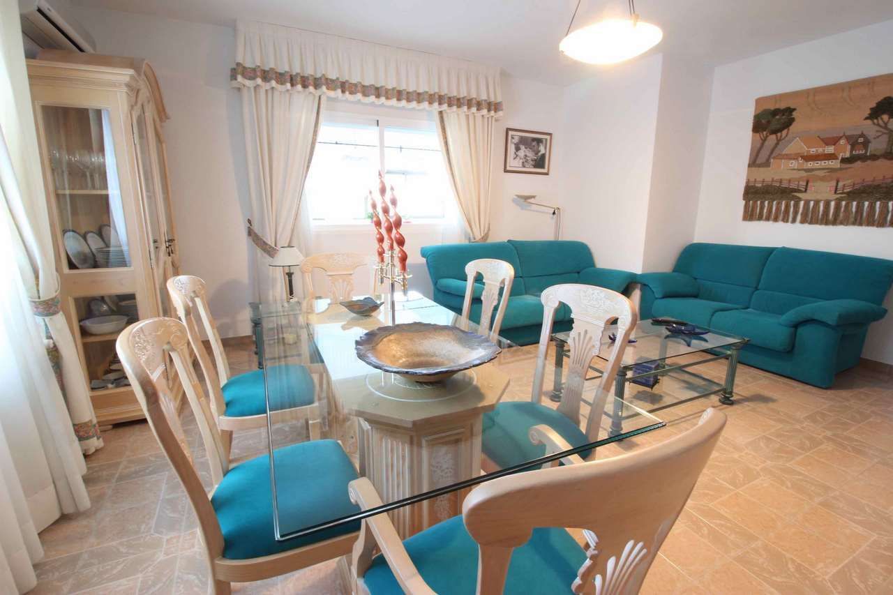 Menjador de Casa o xalet en venda en Altea amb Aire condicionat, Jardí privat i Terrassa