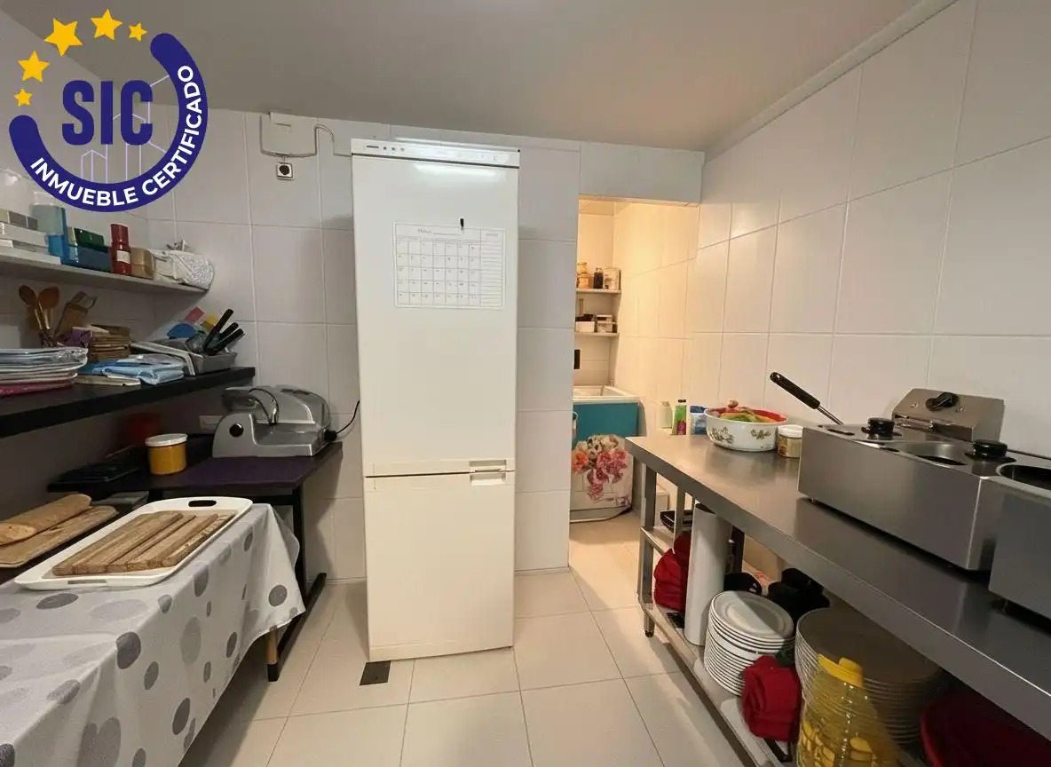 Cocina de Local de alquiler en Moncada con Aire acondicionado y Terraza