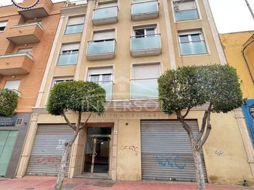 Wohnung mit Aufzug zum Verkauf in Calle Granada 82