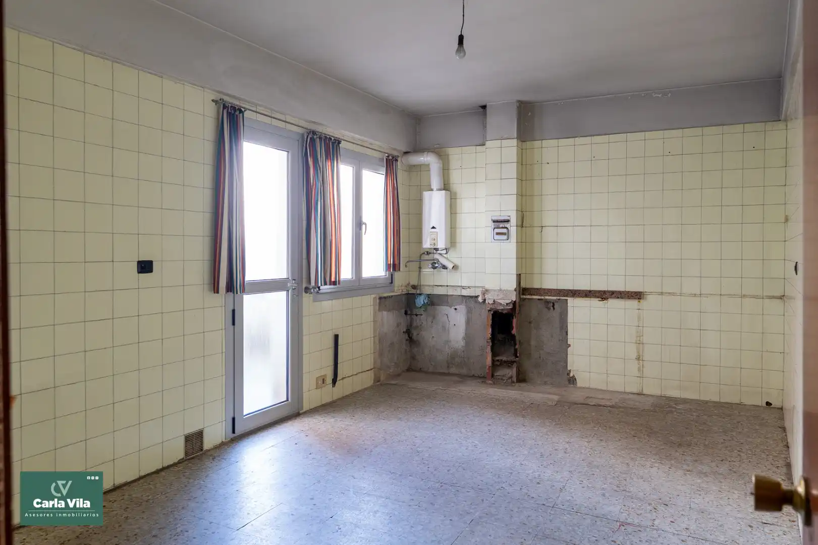 Cocina de Piso en venta en Lugo con Trastero y Balcón