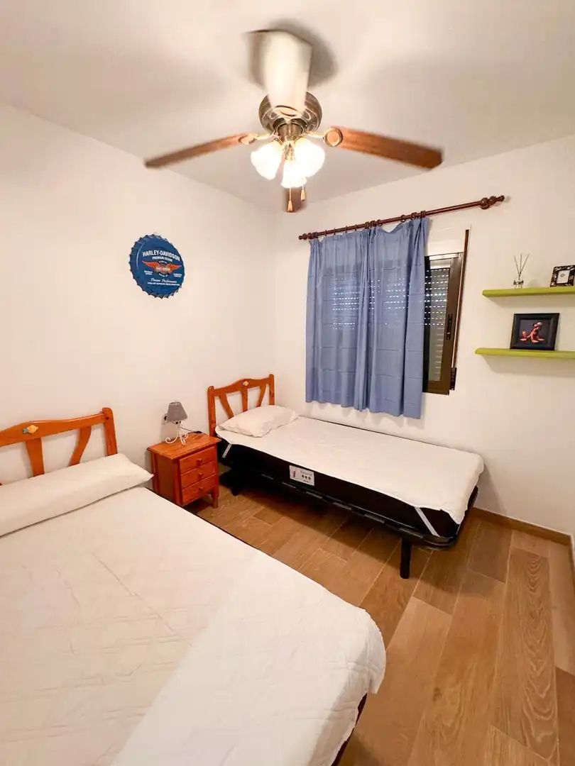 Schlafzimmer von Einfamilien-Reihenhaus zur Miete in Orihuela mit Klimaanlage, Schwimmbad und Gemeinschaftspool