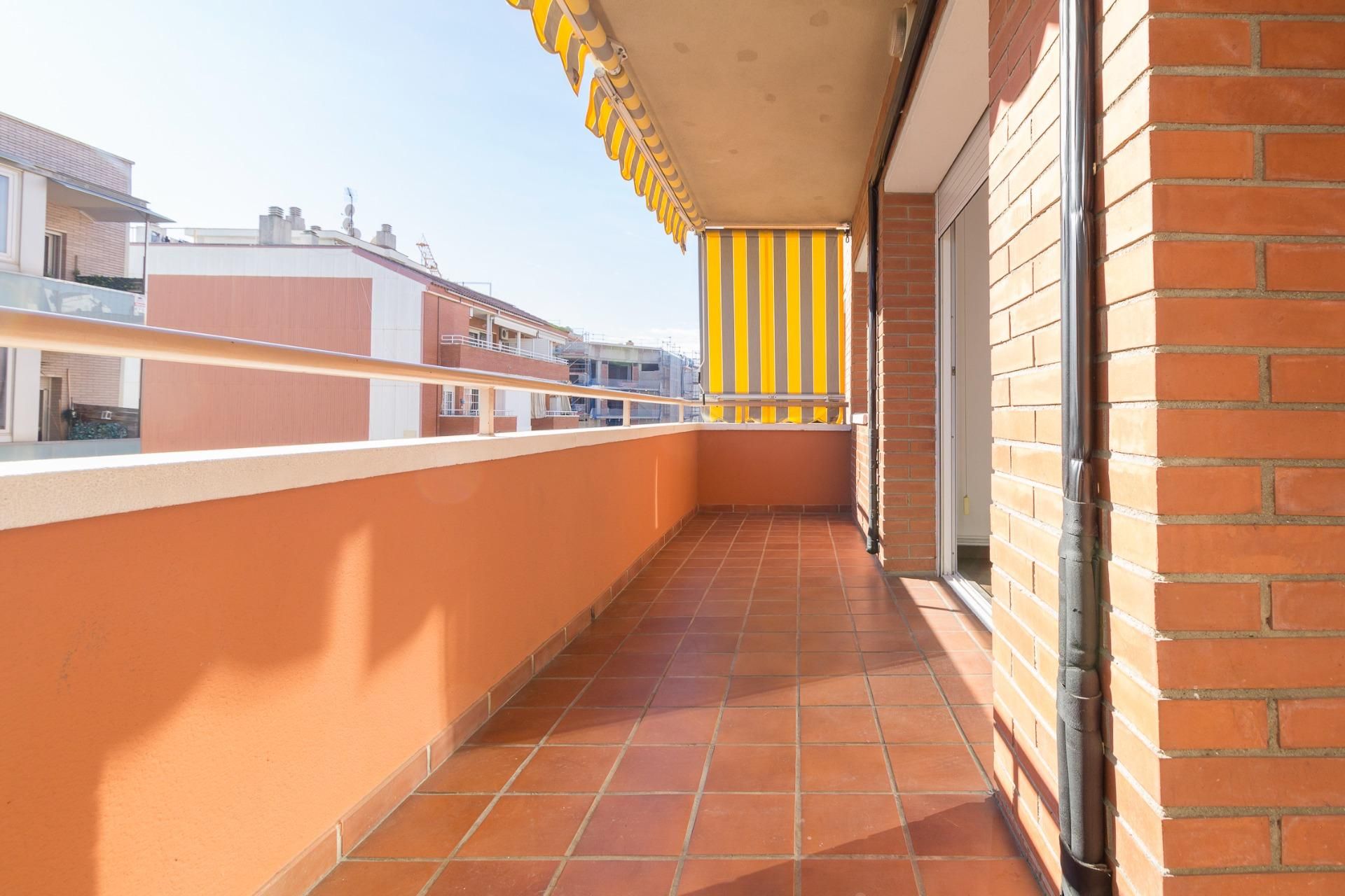 Terrassa de Pis en venda en Viladecans amb Terrassa i Balcó