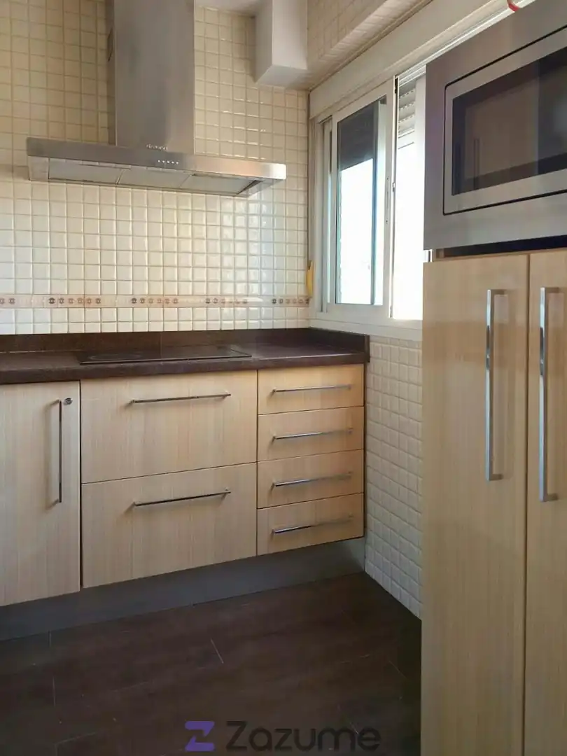Küche von Wohnung zur Miete in Sevilla mit Klimaanlage, Heizung und Möbliert