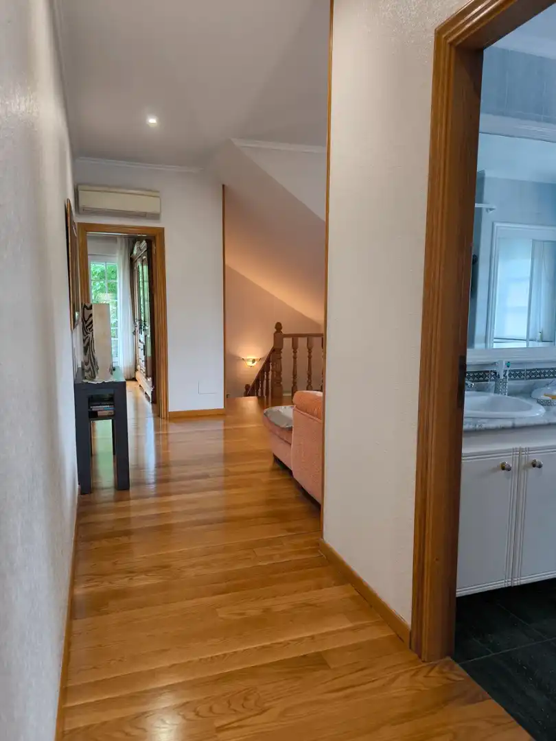 Casa o chalet en venta en Vilagarcía de Arousa con Calefacción, Jardín privado y Parquet