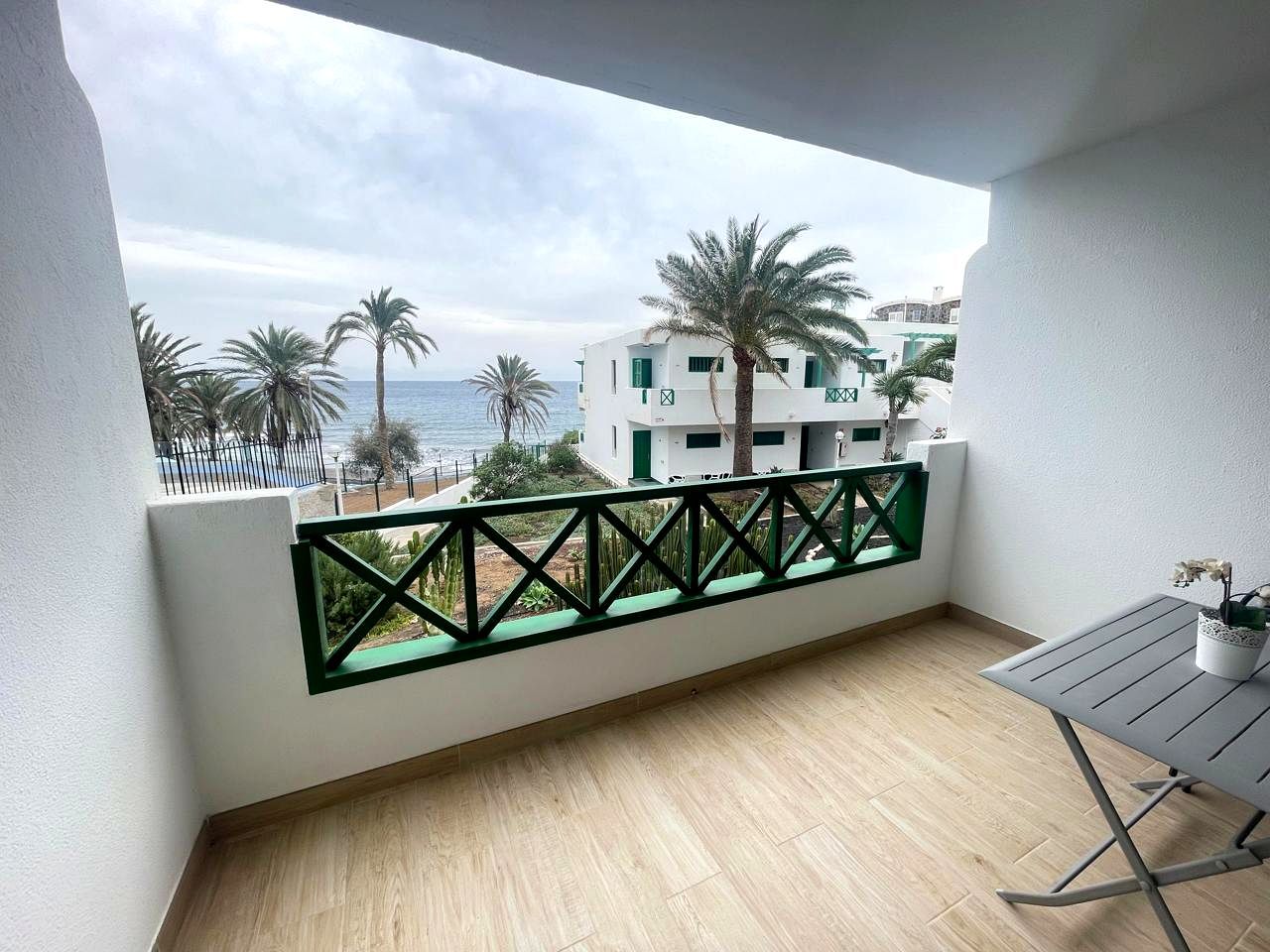 Vista exterior de Planta baixa de lloguer en San Bartolomé de Tirajana amb Aire condicionat, Terrassa i Moblat