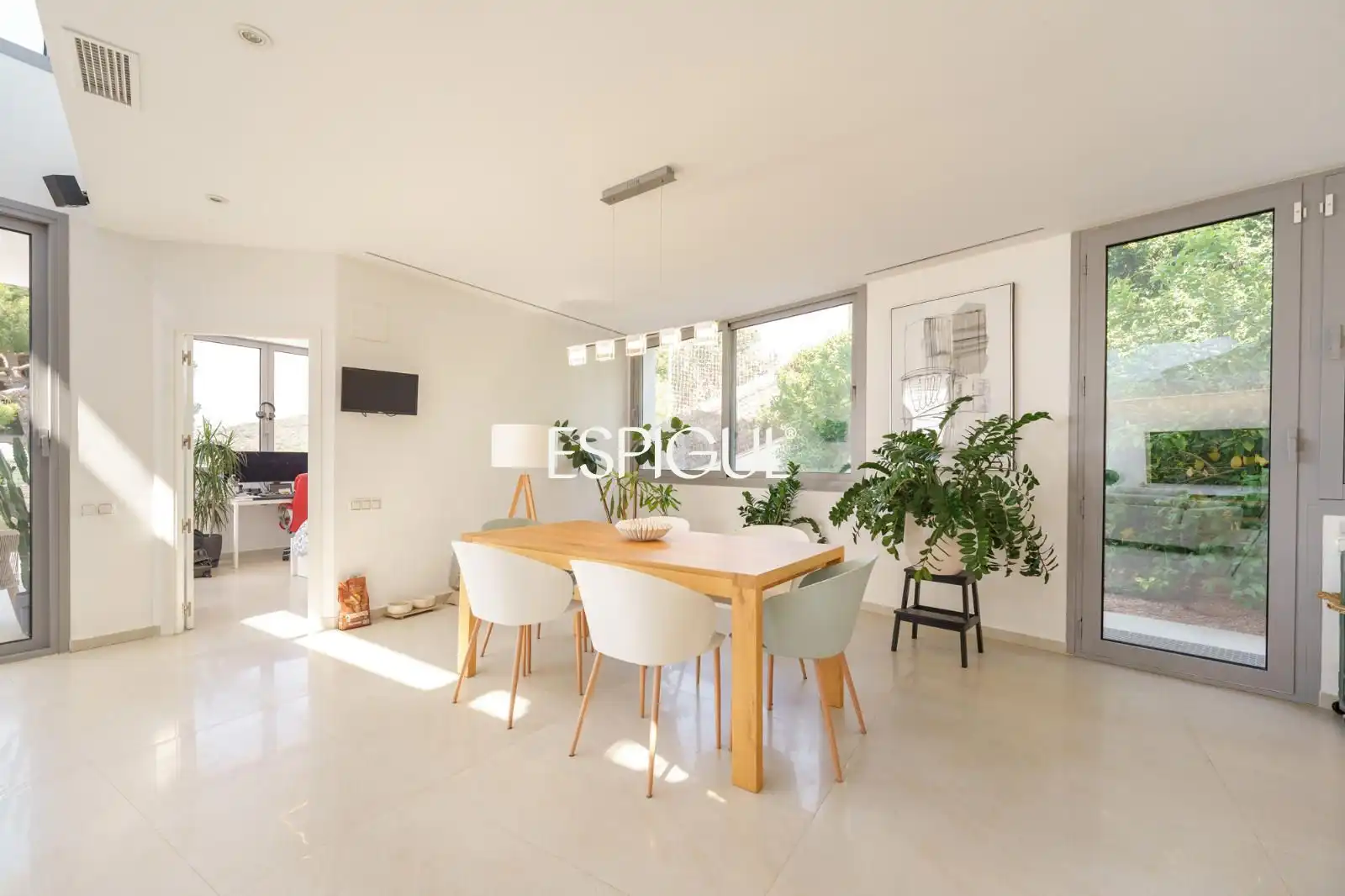 Comedor de Casa o chalet en venta en Vilassar de Dalt con Aire acondicionado, Calefacción y Jardín privado
