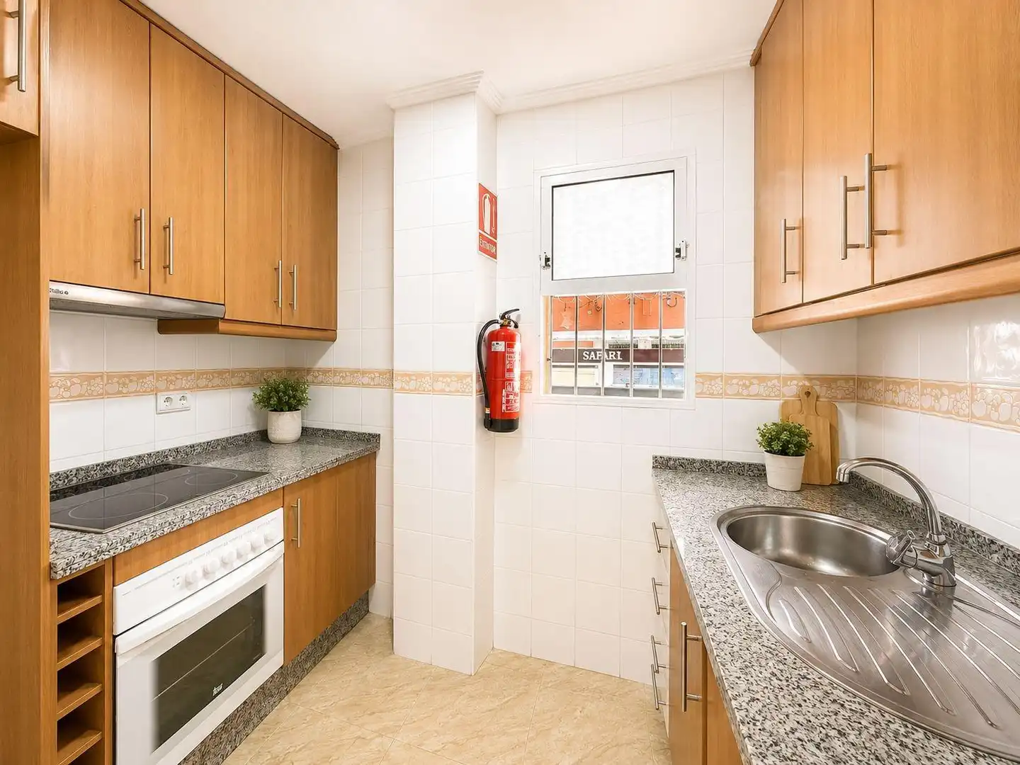 Cuina de Planta baixa en venda en Torrevieja amb Aire condicionat, Calefacció i Terrassa