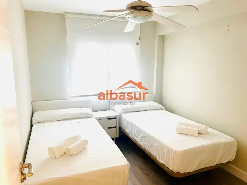 Bedroom of Flat for sale in Córdoba  with Air Conditioner, Heating and Terrace