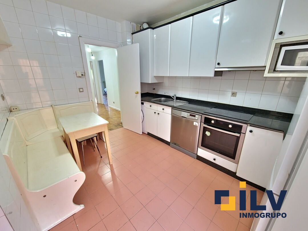 Cocina de Piso en venta en Santurtzi  con Calefacción