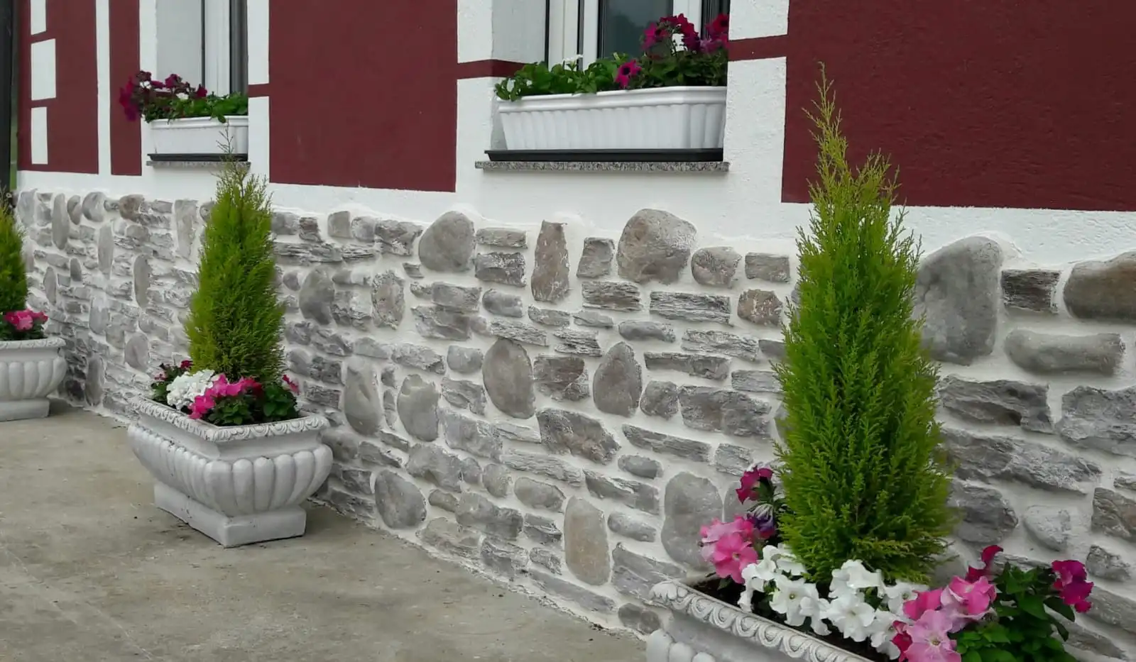 Vista exterior de Casa adosada en venta en Foz con Calefacción, Jardín privado y Terraza