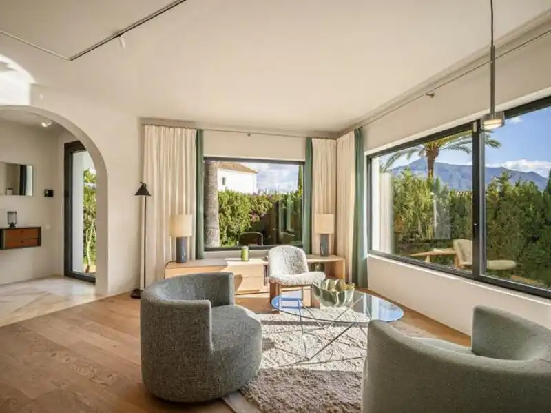 Maison avec terrasse à vendre à Nueva Andalucía, imagen 6