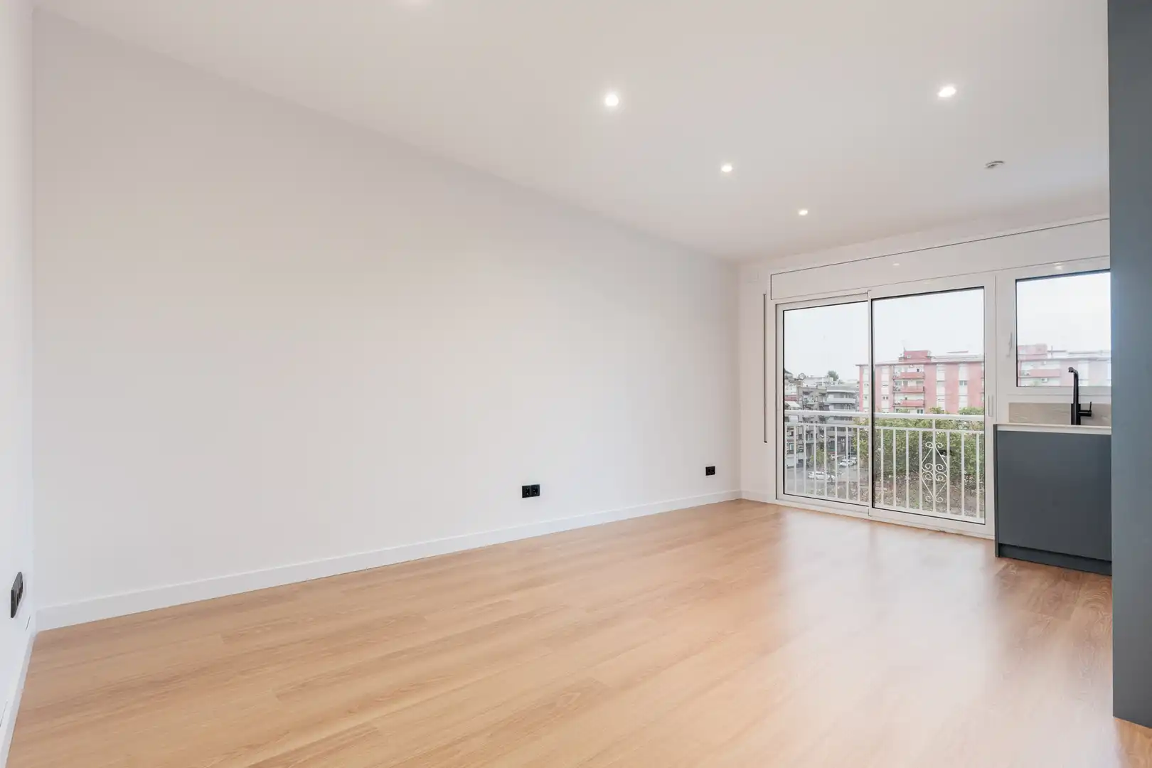 Flat with terrace for sale in Carrer de Lluís Vives