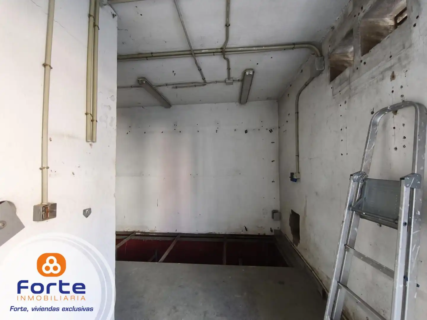 Local comercial en venda a Sur, imagen 4