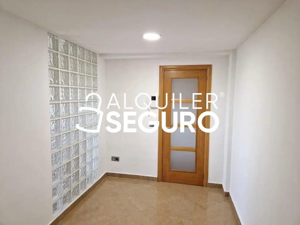 Wohnung zur Miete in Móstoles mit Klimaanlage und Heizung