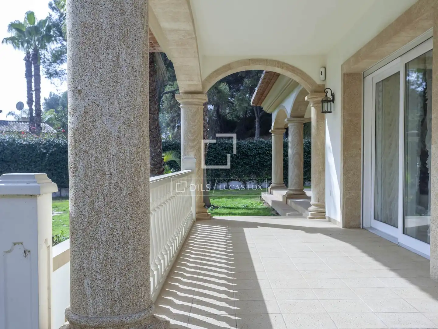 Terrassa de Casa o xalet en venda en Rocafort amb Aire condicionat, Calefacció i Jardí privat