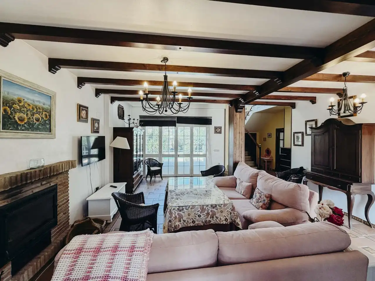 Sala de estar de Casa o chalet en venta en Arcos de la Frontera con Aire acondicionado, Jardín privado y Terraza