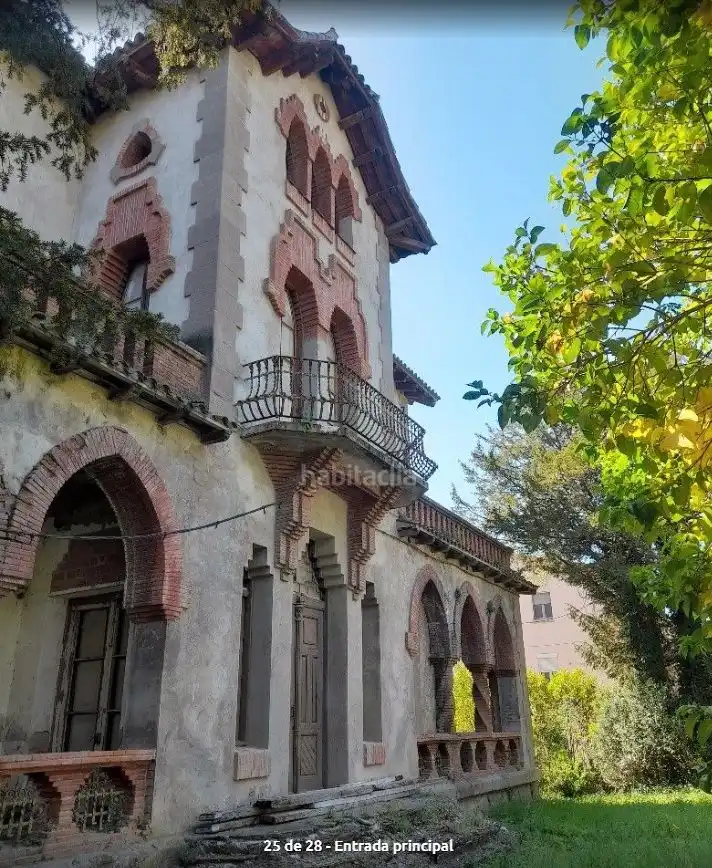 Exterior view of Buildings for sale in Gironella