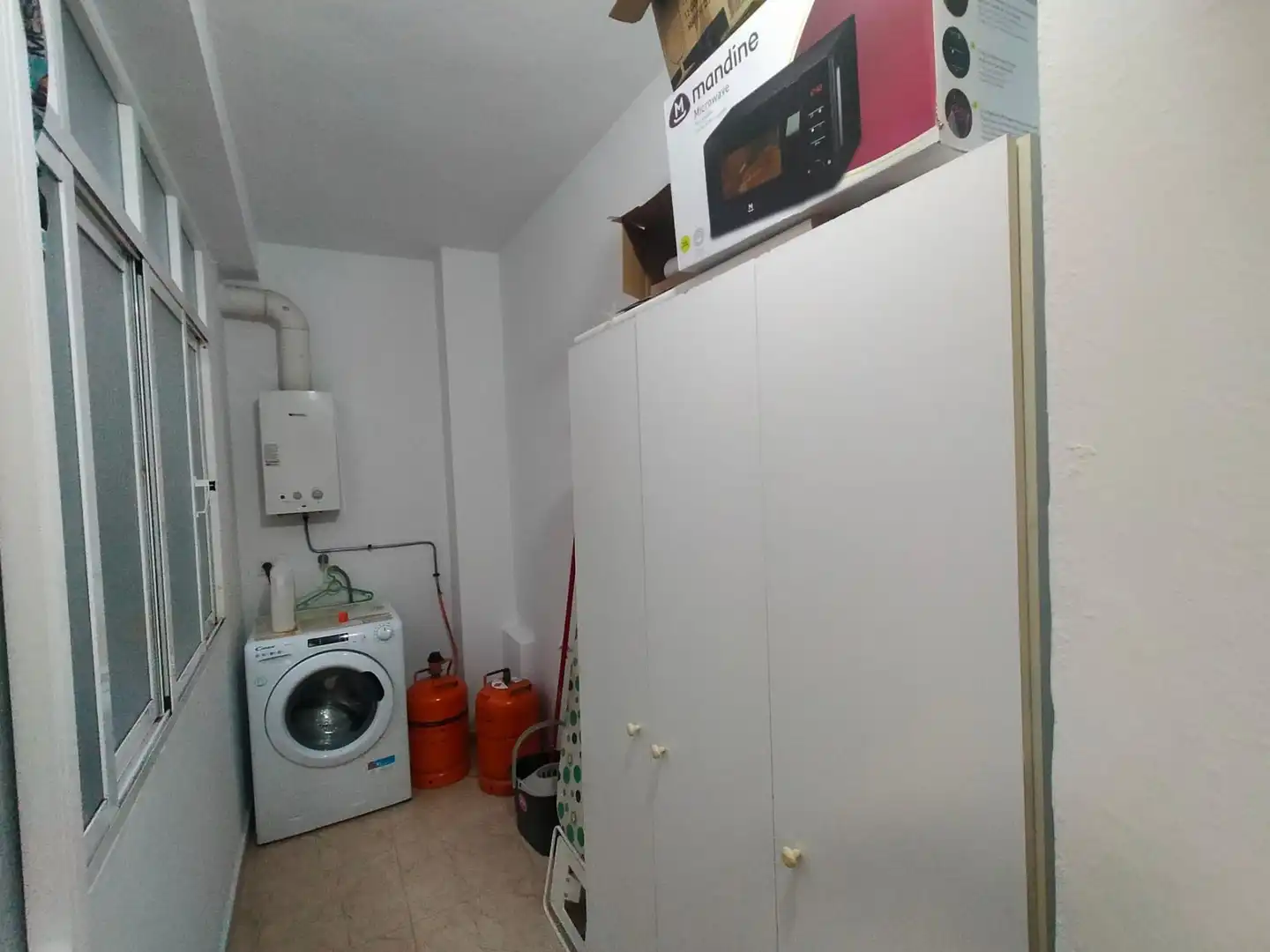 Cocina de Piso en venta en La Línea de la Concepción con Terraza