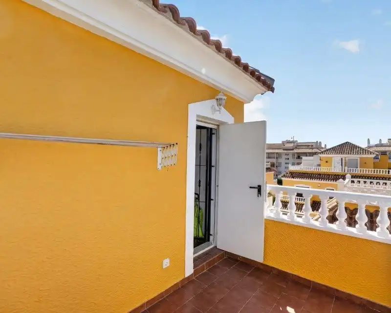 Maison mitoyenne avec piscine à vendre à N/A, imagen 5