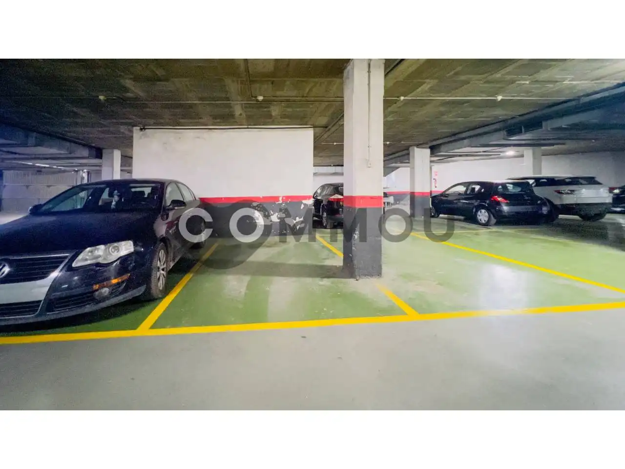 Parking de Piso en venta en Vic con Calefacción, Parquet y Terraza
