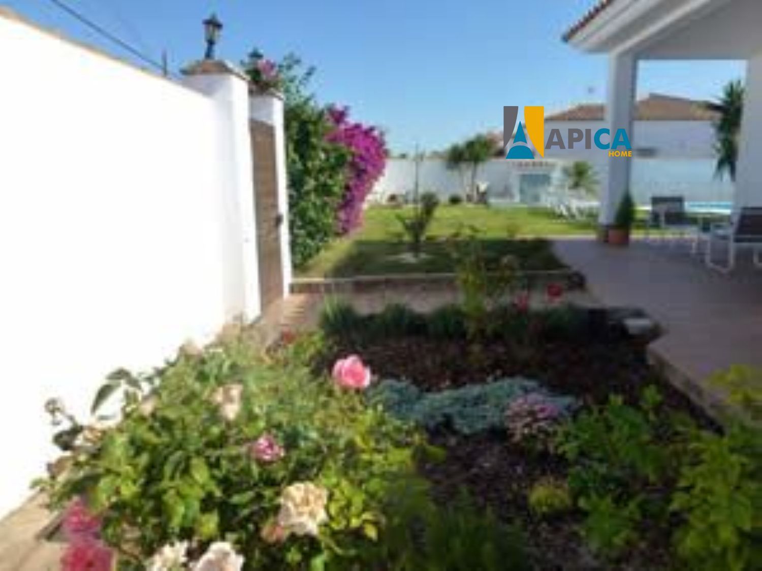 Jardín de Casa o chalet en venta en Chiclana de la Frontera con Terraza, Trastero y Piscina