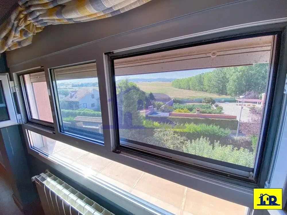 Exterior view of Houses for sale in Arcas del Villar  with Terrace, Storage room and Swimming Pool