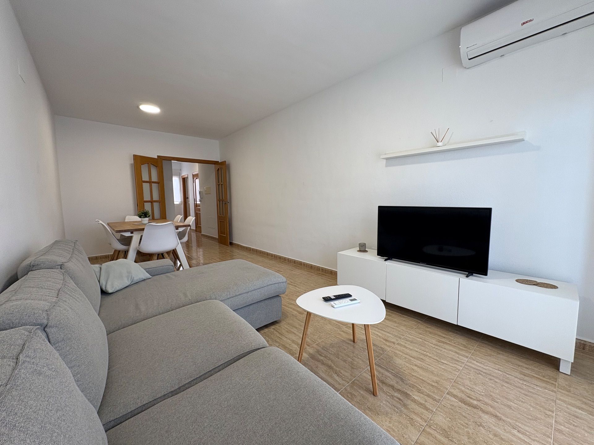 Living room of Flat to rent in Pilar de la Horadada  with Air Conditioner, Heating and Furnished