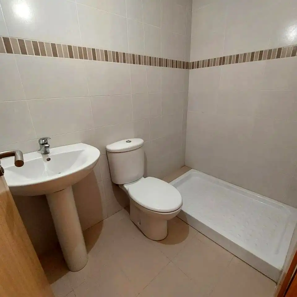Baño de Piso en venta en Vilafranca del Penedès con Calefacción, Parquet y Terraza