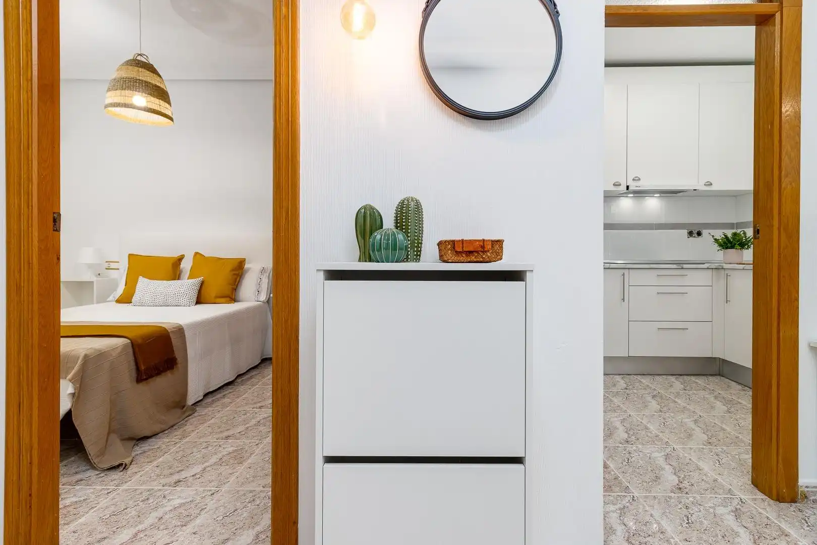 Apartamento de alquiler en Torrevieja con Aire acondicionado, Terraza y Amueblado