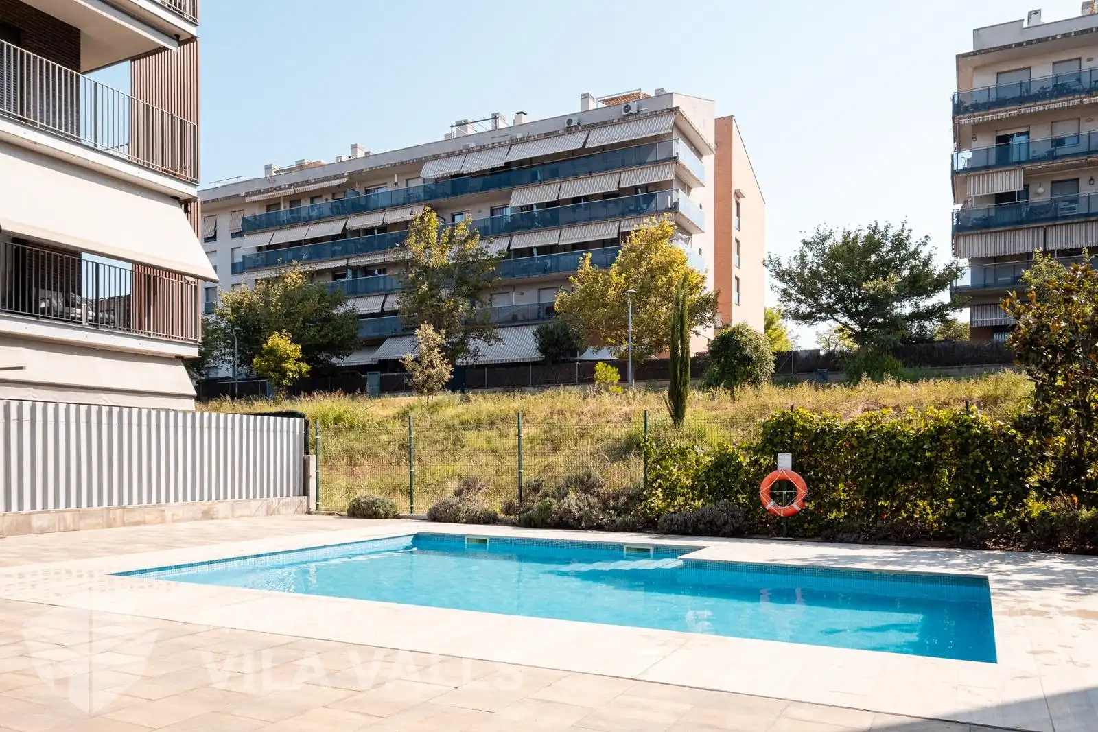 Piscina de Pis en venda en Ripollet amb Aire condicionat, Calefacció i Terrassa