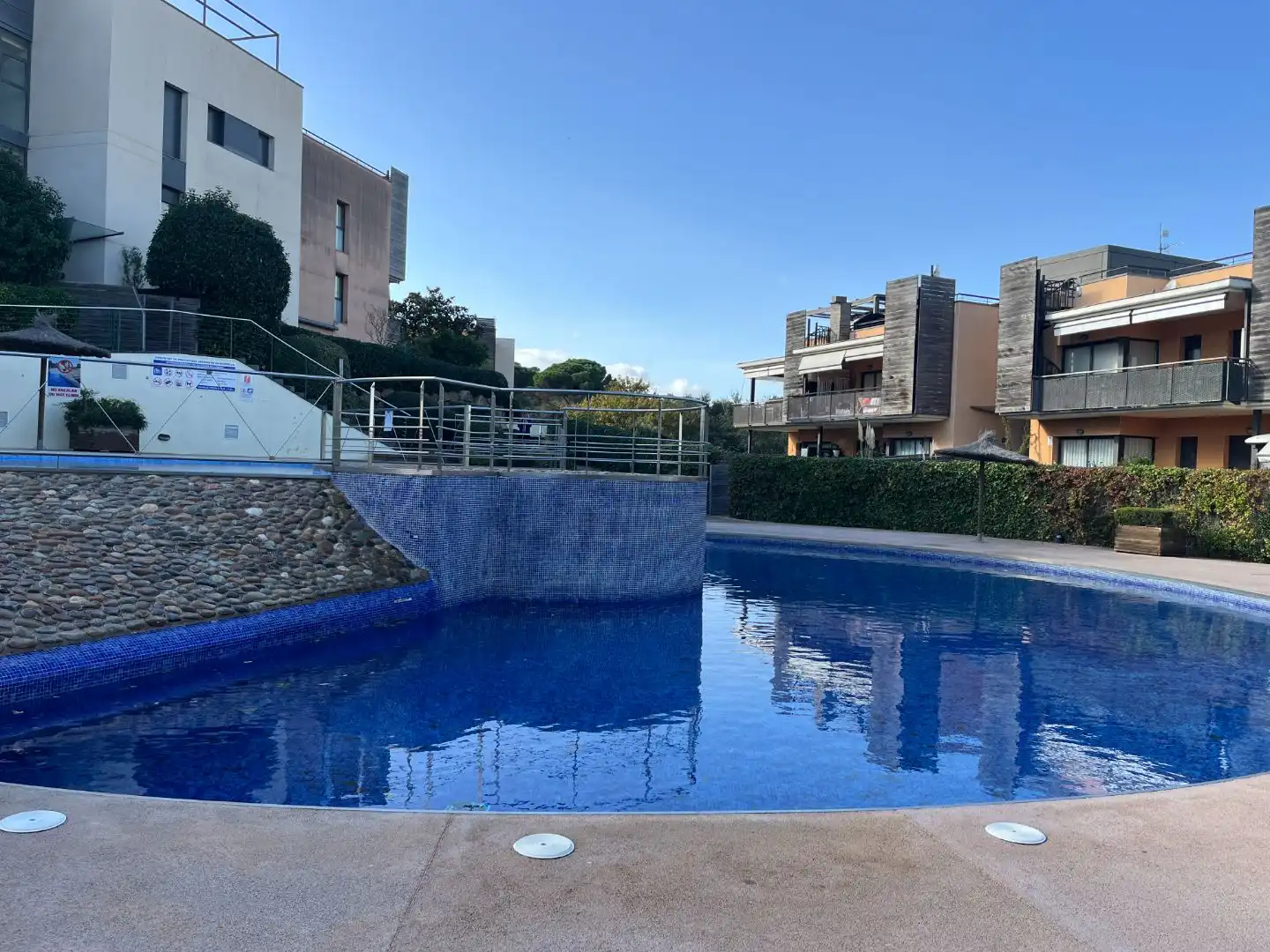 Apartamento con piscina en venta en Avenida Sa Boadella 10, imagen 20