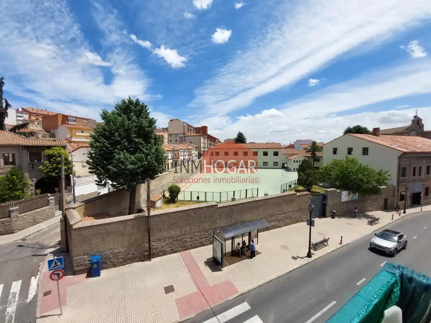 Aparcament de Pis de lloguer en Ávila amb Calefacció, Terrassa i Moblat