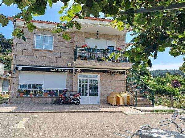 Casa-chalet en Venta en Lugar a Miñoteira en A Cañiza