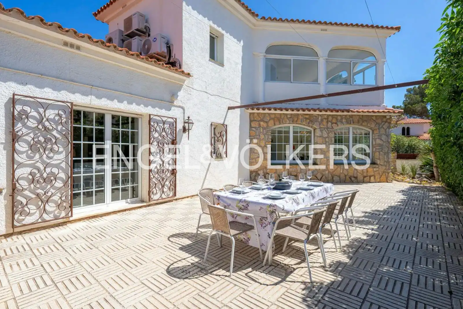 Chalet con terraza en venta en Carrer Gregal 9, imagen 3