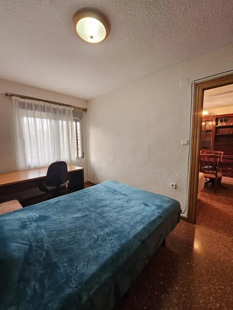 Bedroom of Flat for sale in Valencia  with Air Conditioner, Furnished and Balcony