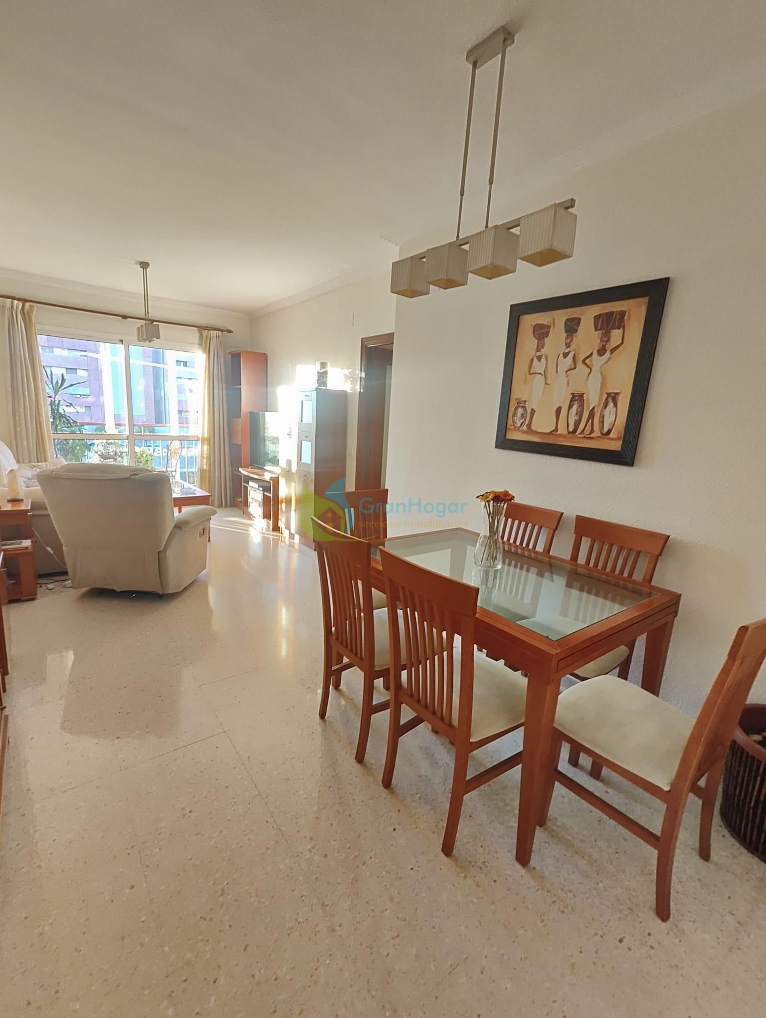 Dining room of Flat for sale in  Sevilla Capital  with Storage room and Furnished