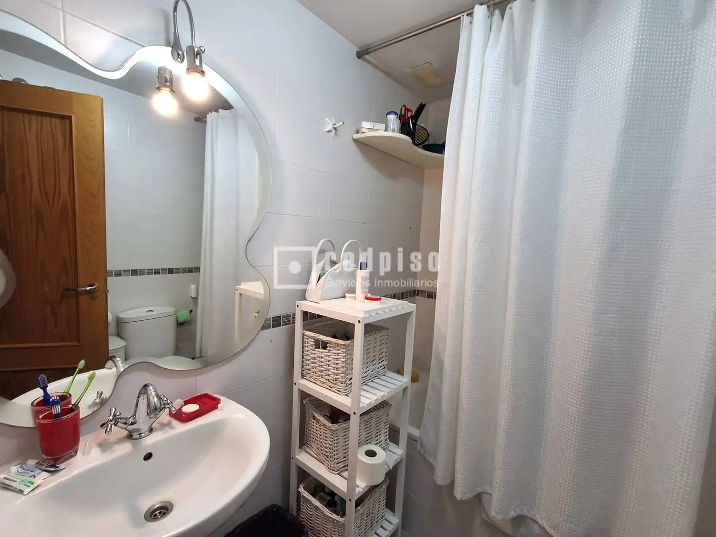 Baño de Piso en venta en Las Ventas de Retamosa con Calefacción, Jardín privado y Terraza