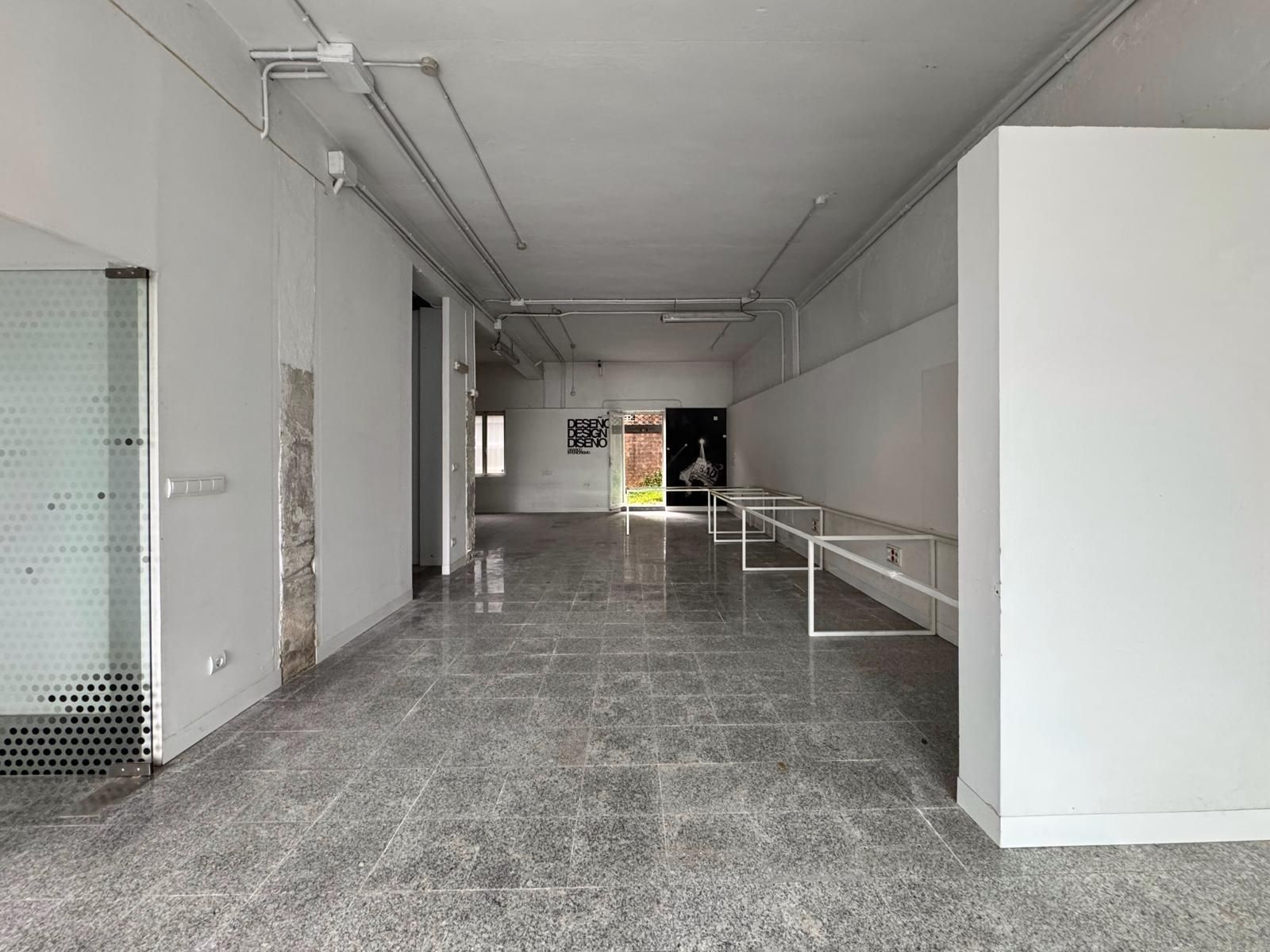 Premises for sale in Pontevedra Capital   with Terrace