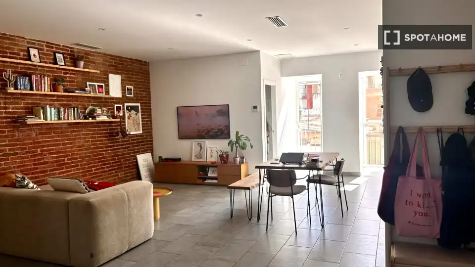 Living room of Flat for rent in  Barcelona Capital  with Air Conditioner, Heating and Furnished