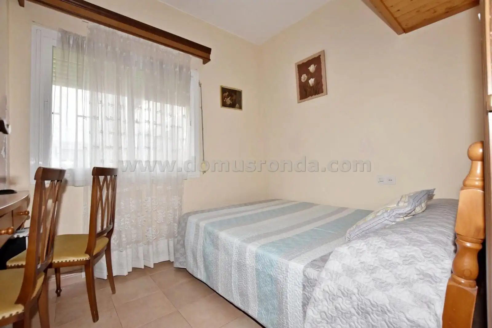 Schlafzimmer von Wohnung zum Verkauf in Ronda mit Möbliert