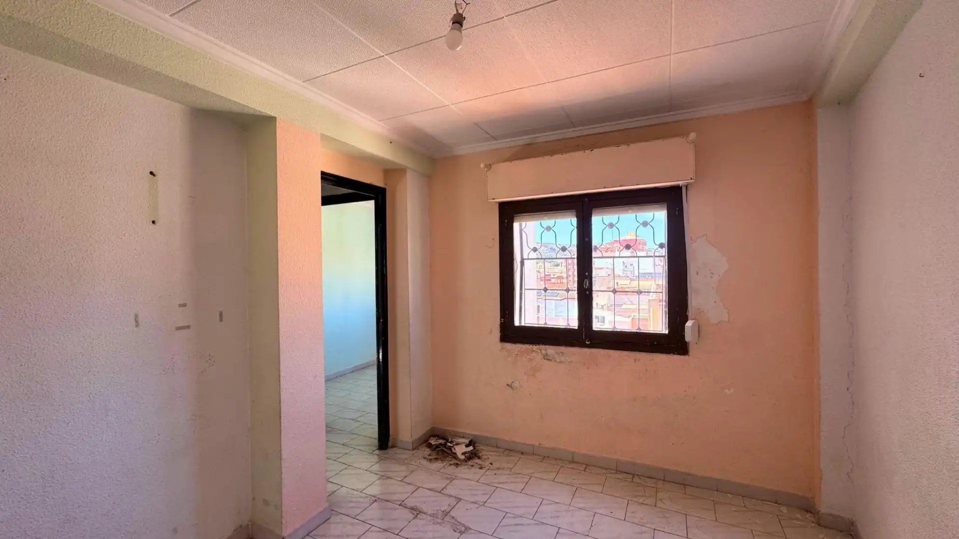 Piso en venta en Elda con Balcón
