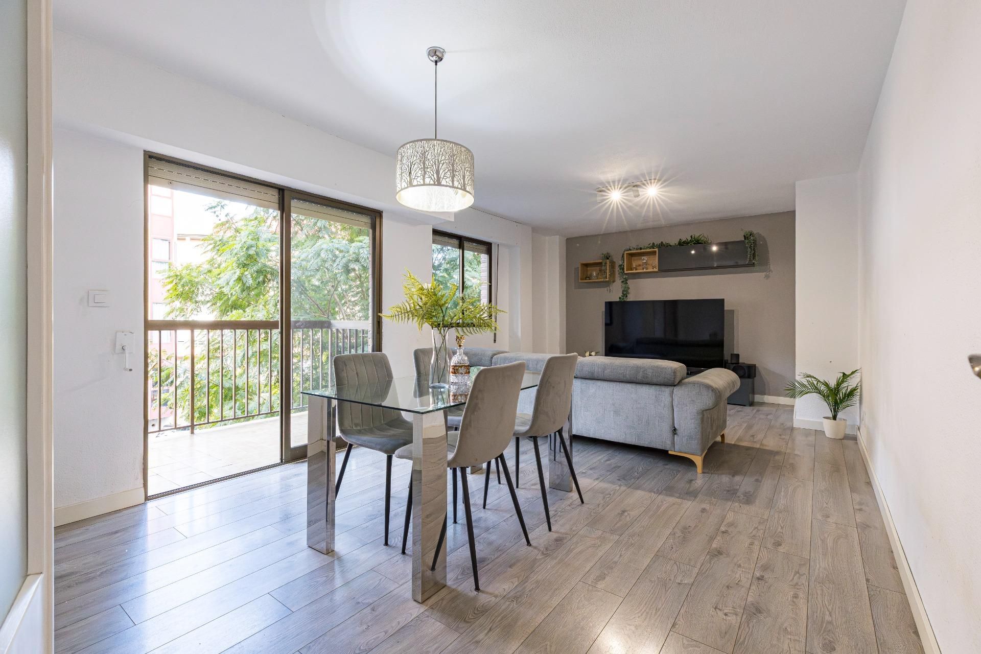 Piso en venta en  FLORIDABLANCA, Santa Catalina - San Bartolomé, Centro