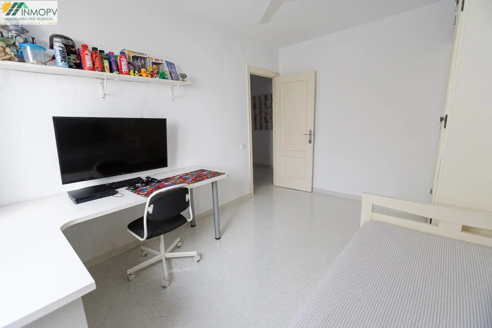 Flat with terrace for sale in Casco Urbano, imagen 27
