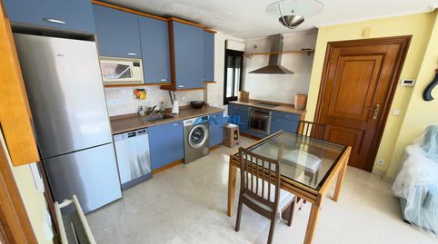 Foto 3 de Apartament en venda a Calle Ataúlfo Argenta, Cotolino, Castro-Urdiales