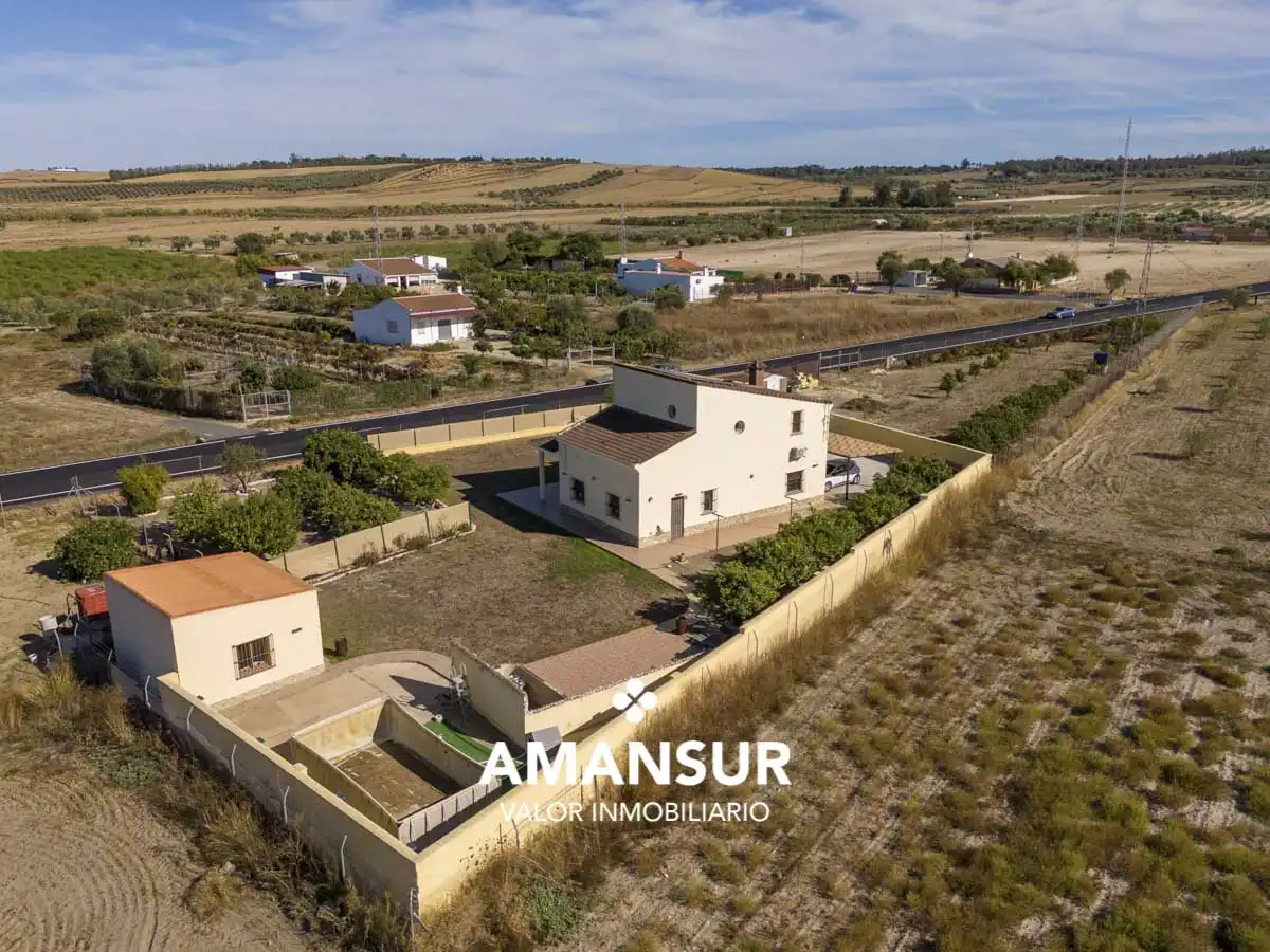 Casa o xalet en venda en Villarrasa amb Aire condicionat, Calefacció i Jardí privat