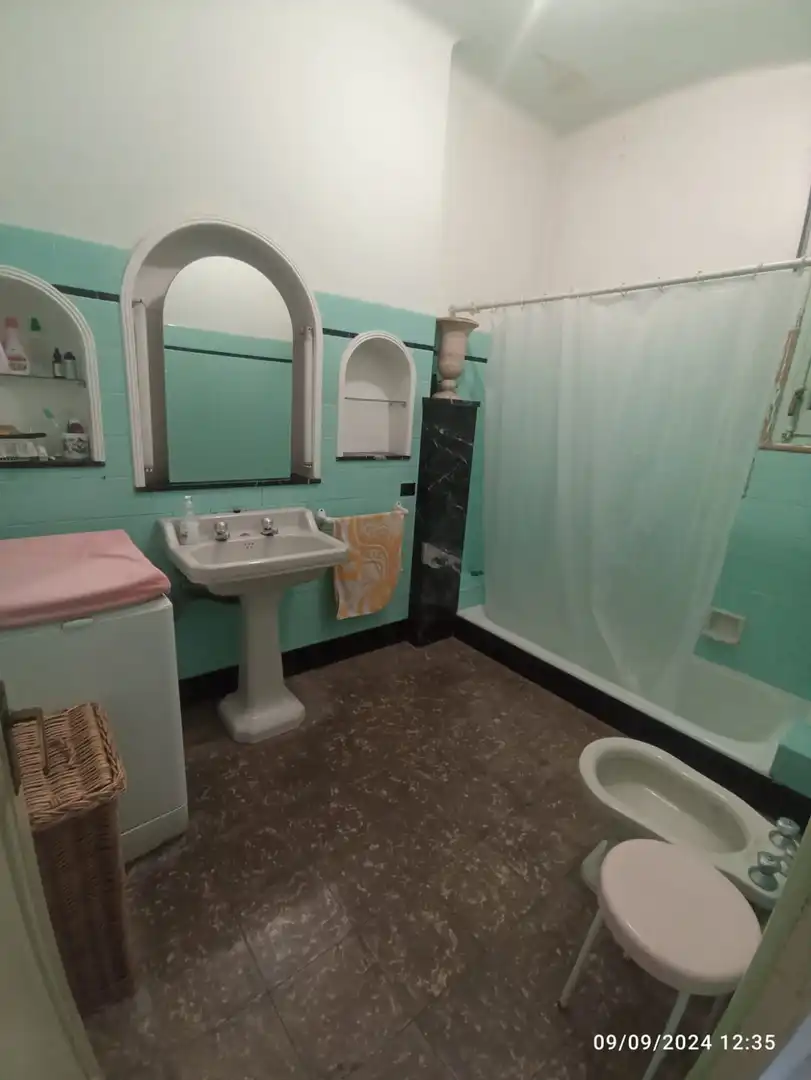 Bathroom of Houses for sale in Berga  with Private garden