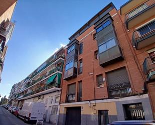 Exterior view of Flat for sale in  Madrid Capital  with Heating