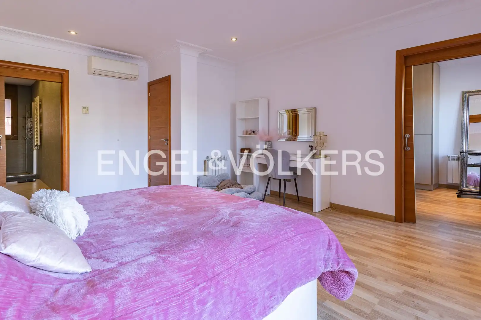 Habitación de Casa adosada en venta en Bonavista - Bufalà - Morera